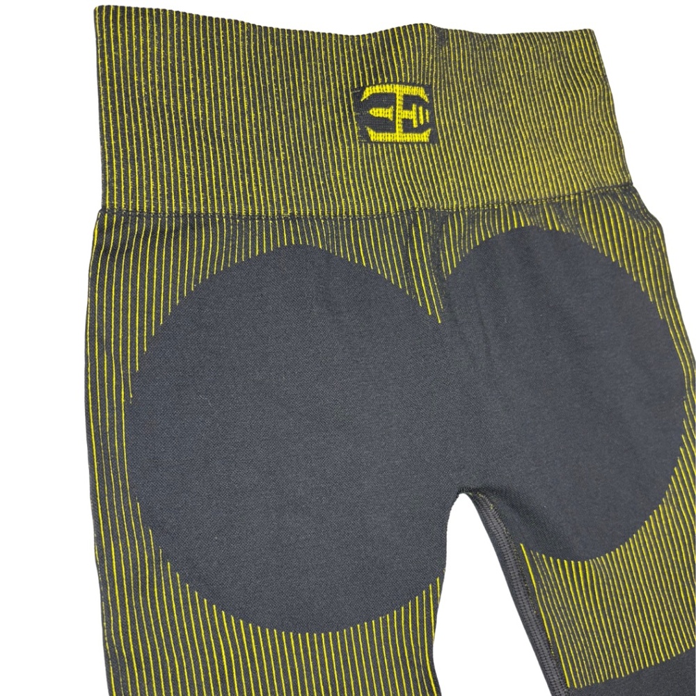 Engineered Life Activewear Set - Picture 8 of 8